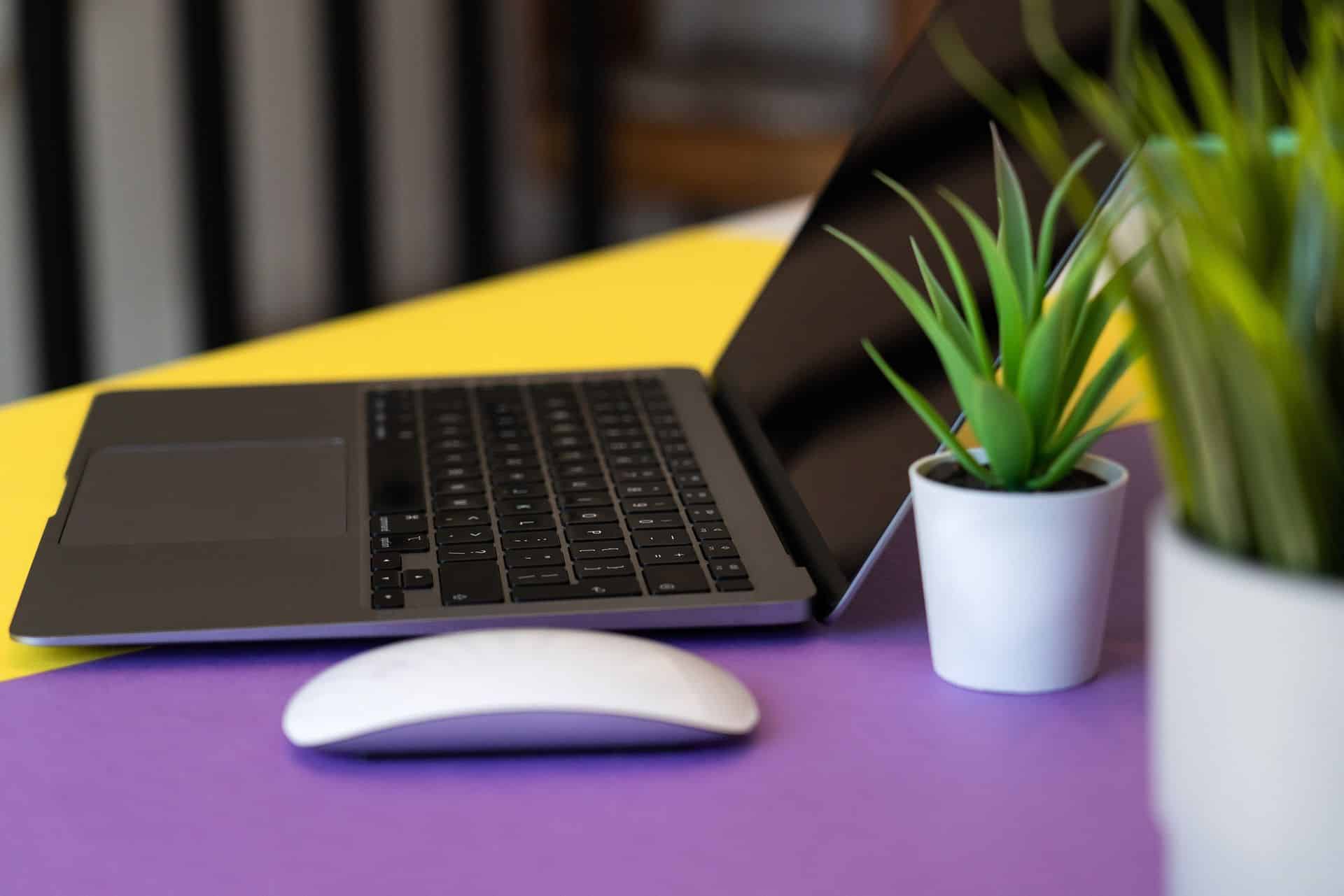 MacBook с сенсорным экраном