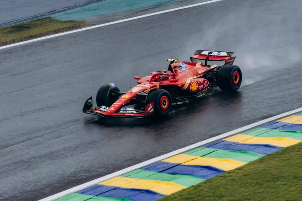 Singapore Grand Prix: Thundery rains threaten Formula 1 sprint