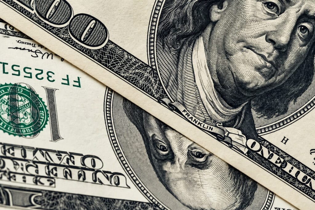 Dollar yana oshdi: 8-oktabr uchun valyutalar kursi e’lon qilindi