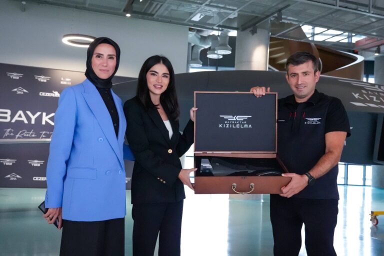 Saida Mirziyoyeva Turkiyadagi Baykar majmuasiga bordi