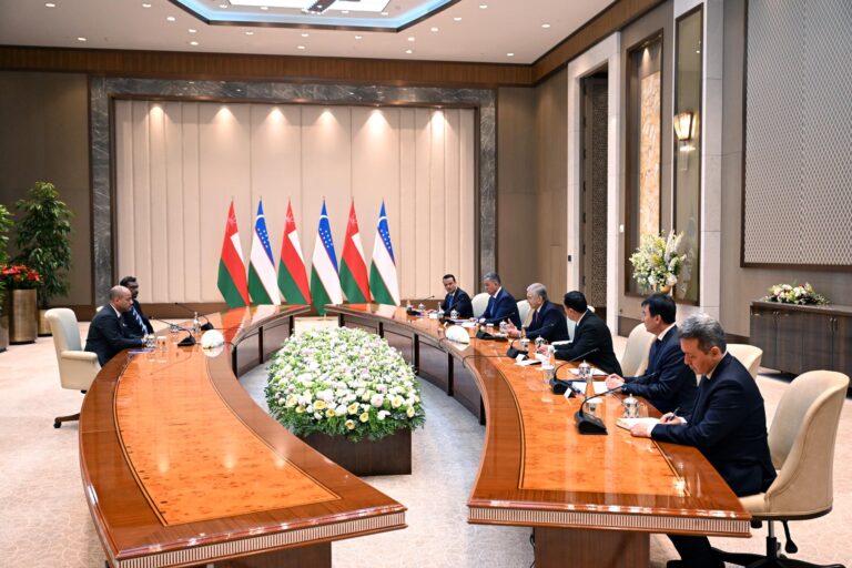 Mirziyoyev O‘mon, Xitoy, Turkiya va BAAning yetakchi kompaniya rahbarlari bilan uchrashdi
