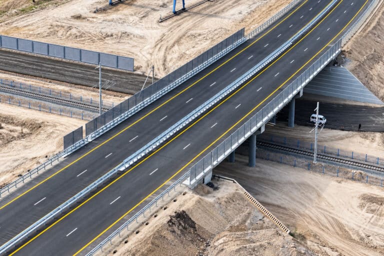 O‘zbekistonda yo‘l infratuzilmasini yaxshilashga 442 mln dollar yo‘naltirilmoqda