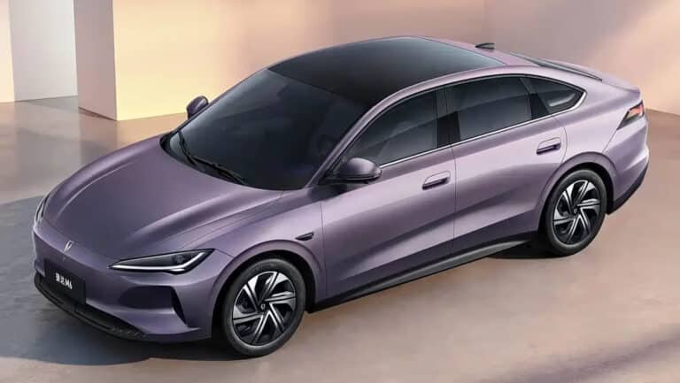 Volkswagen Jetta M6 avtomobili qanday narxda sotuvga çiqdi