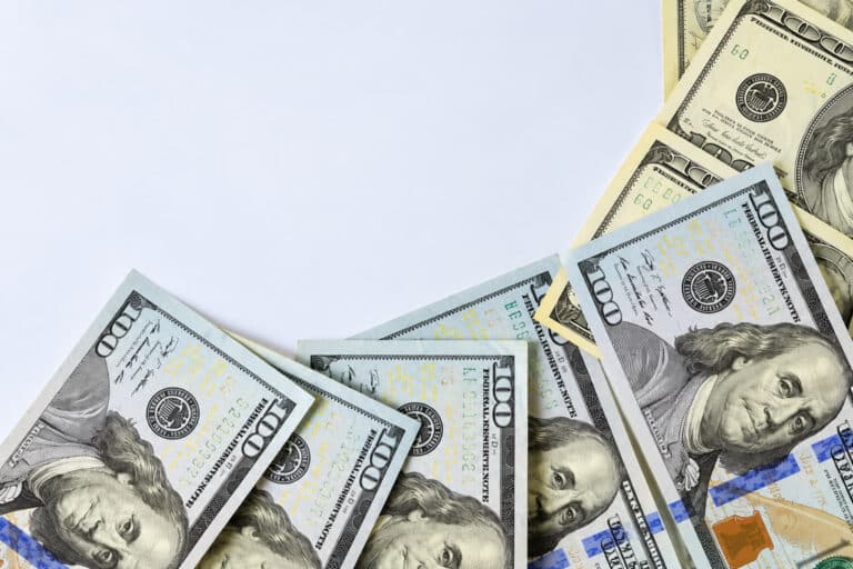 Dollar kursi 205 sömga pasaydi — hafta tahlili