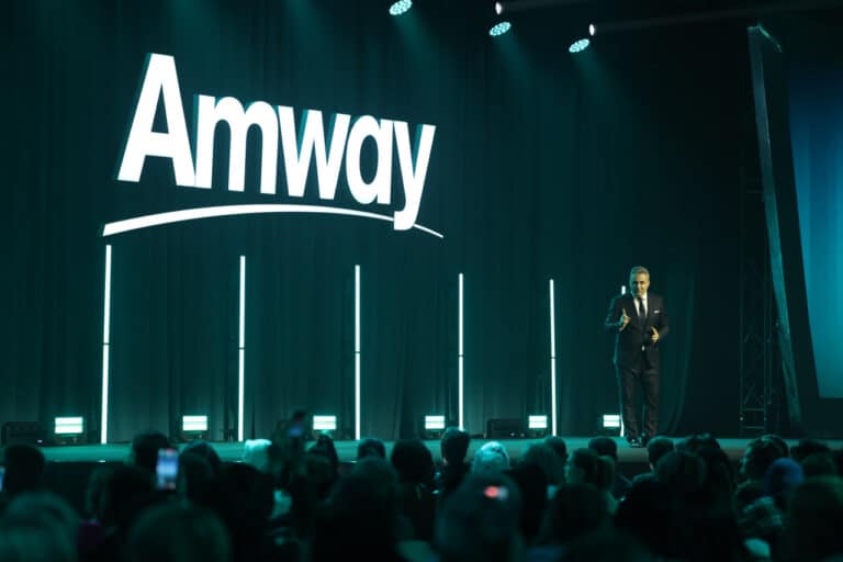 Amway xalqaro kompaniyasi Özbekistonda biznes modelini taqdim etdi