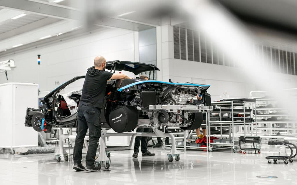 McLaren ilk SUV modelini ishlab chiqaradi