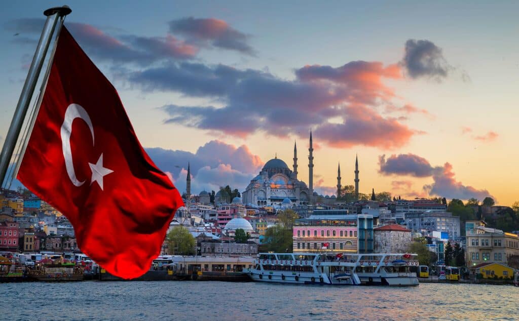 Turkiyada ishlash uchun 124 ta vakansiya: oylik maosh 13 mln so‘mgacha